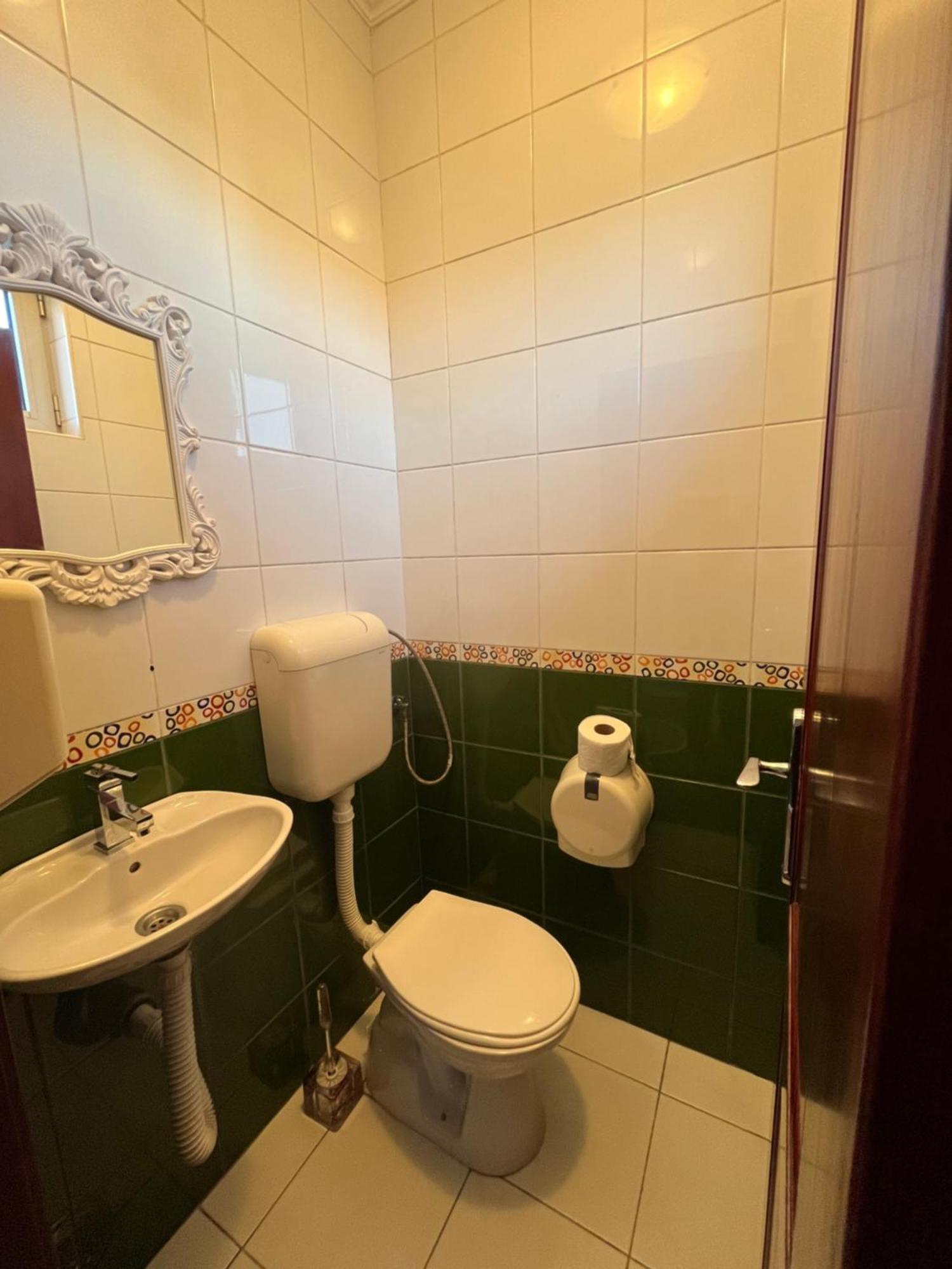 Airport Sky Apartments Lux II 베오그라드 객실 사진
